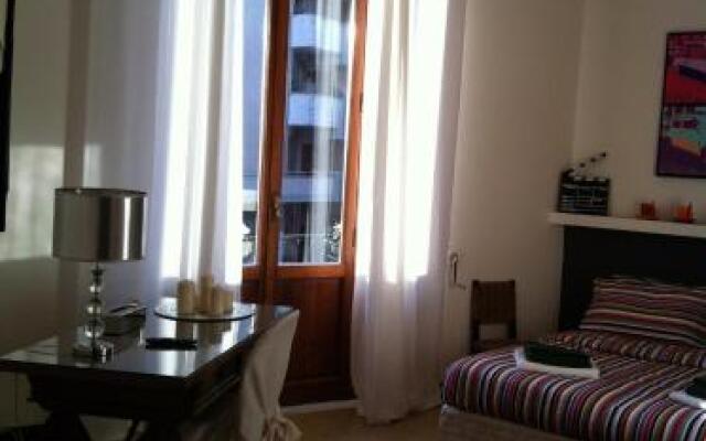 Donna Franca Lecce B&B