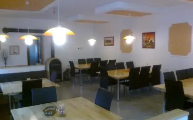 Pension Gannaer Dorfstubn
