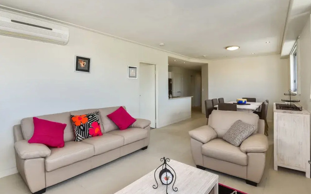 Coast Luxury Apartment 32