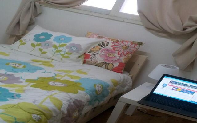 Queenville Guesthouse COEX Female Only Gangnam