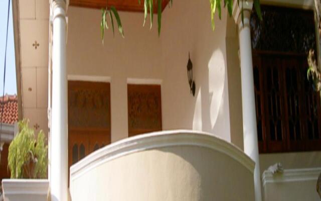 Negombo Village Guest House