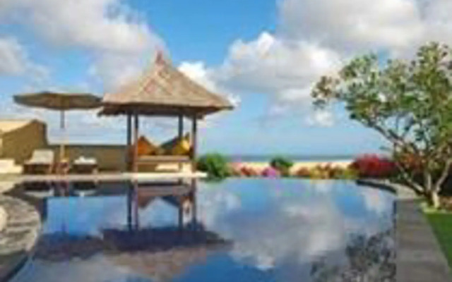 Ocean View Frangipani Villa and Spa