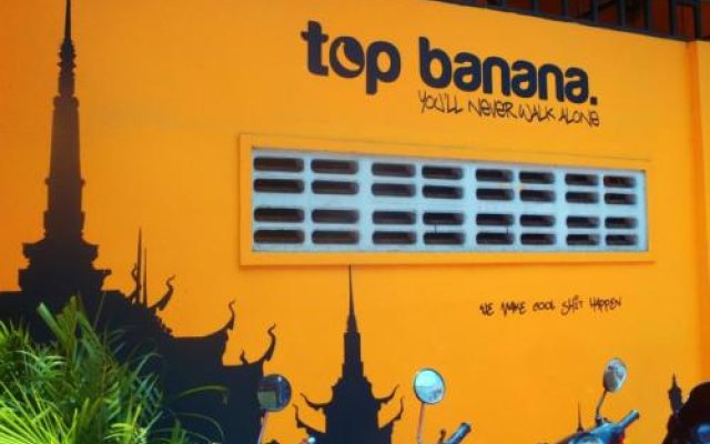 Top Banana Guesthouse & Roof Top Bar