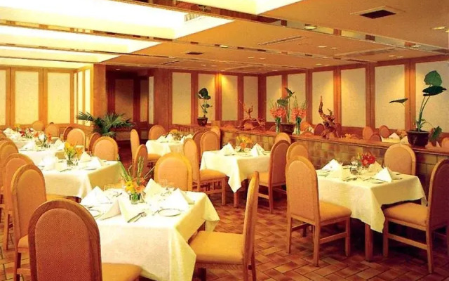 Garden Hotel