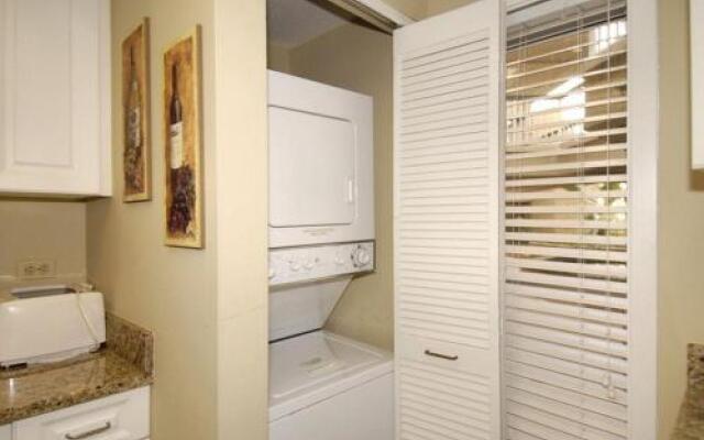 Barrington Court 114