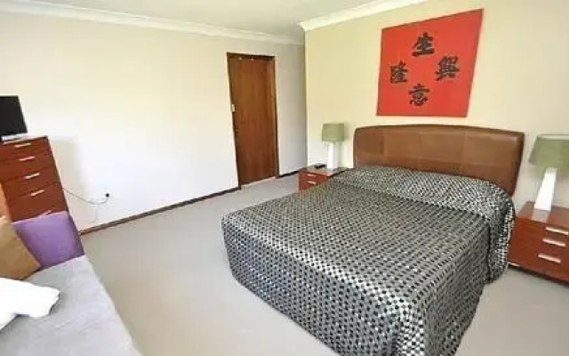 Castle Hill 60A Gil Furnished Apartment