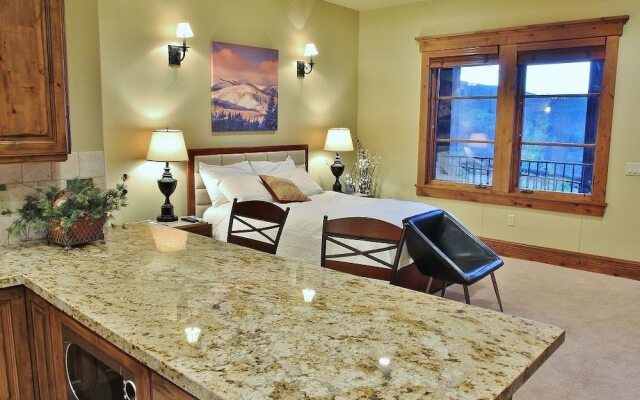 Deer Valley Lookout Cabin