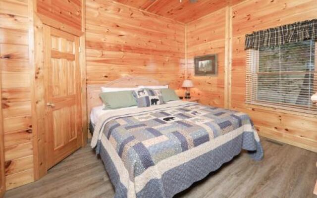 4662 Nottingham Heights Way Cabin