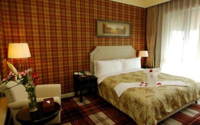 Beijing Jinhai Lake Yacht Resort