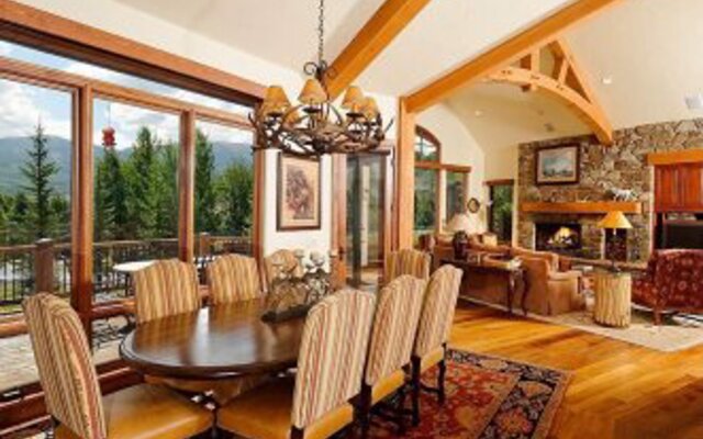Deer Dancer Lodge by First Choice Property Management