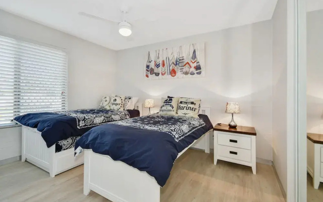 Mooloolaba Apartment with Marina Views