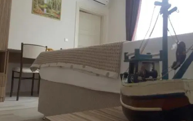 Ahenk Apartment