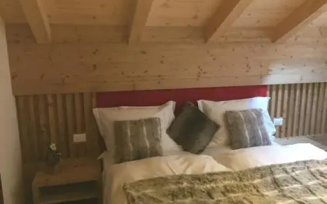 Mountain Chalet Pia
