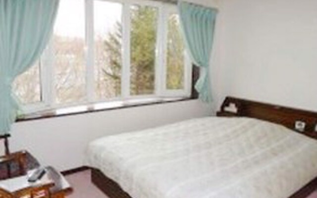 Pension & Condominium Birao