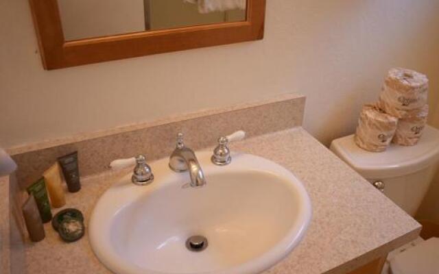 Mammoth View Villas 35