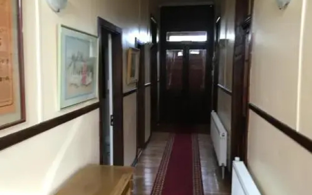 Hostal Dundo Ivo Spa