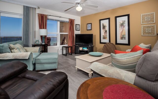 Islander 7004 by RedAwning