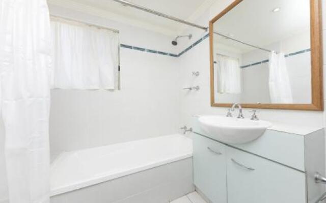 Whitesands, Unit 602, 34-38 North Street