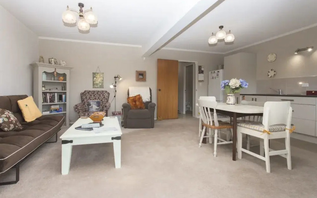 Rustic Retreat at Ruskin