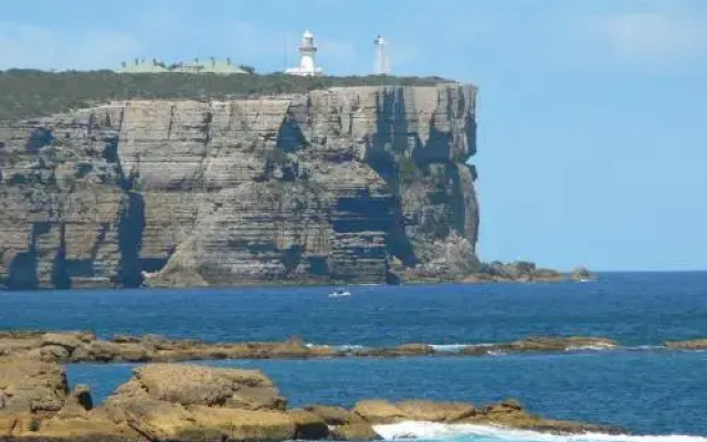 Waterfront Jervis Bay Escape Cooinda