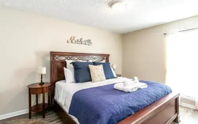 Riverside West Nashville Condo by RedAwning