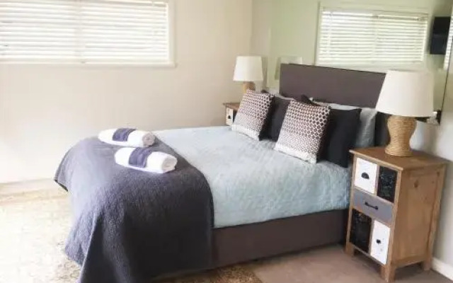 Paihia Beach House B and B