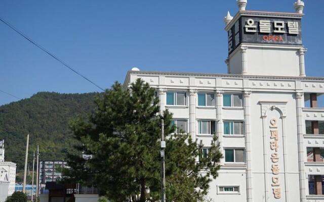 Yeosu Opera Ondol Motel