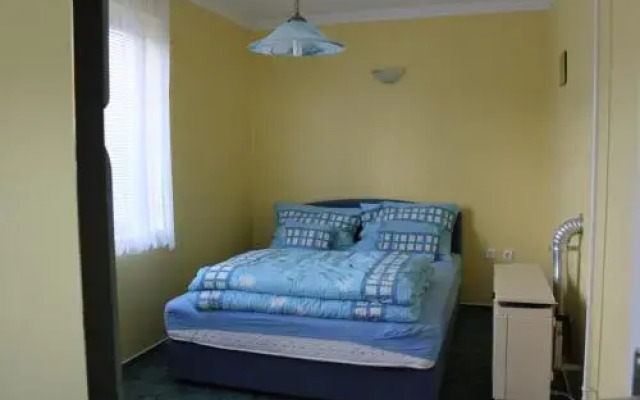 Orwa apartmanok - Cédrus köz