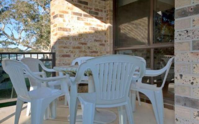 Nicholli, Bay Parklands, Unit 32/2 Gowrie Avenue