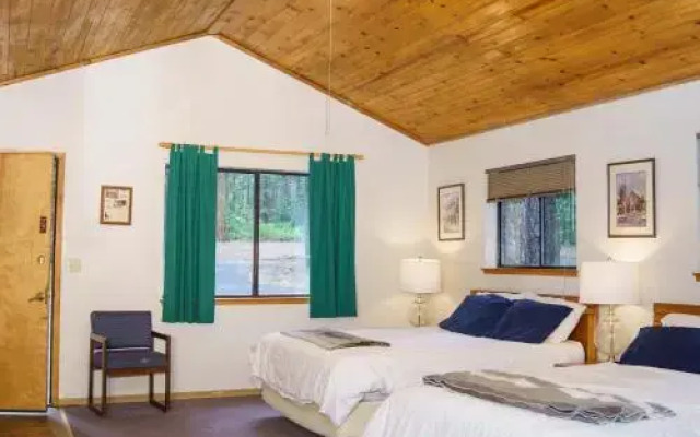 Pinecrest Chalet