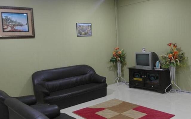 Desa Abadi Homestay - Muslim Only