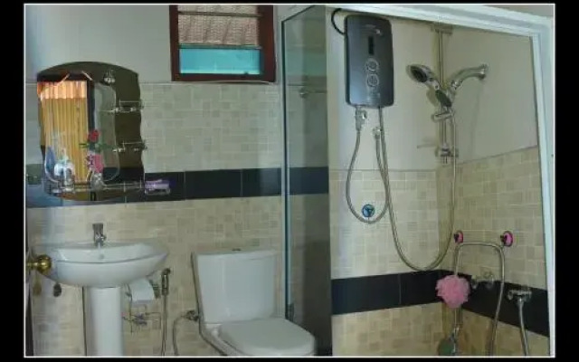 Kumaratunga Mawatha Holiday Home