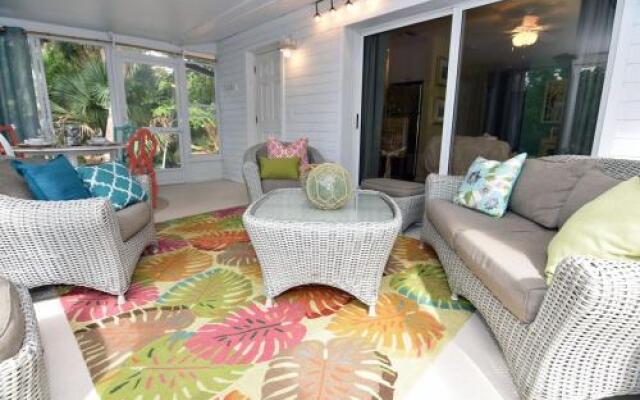 Turtle Tracks West - 2 Br Home