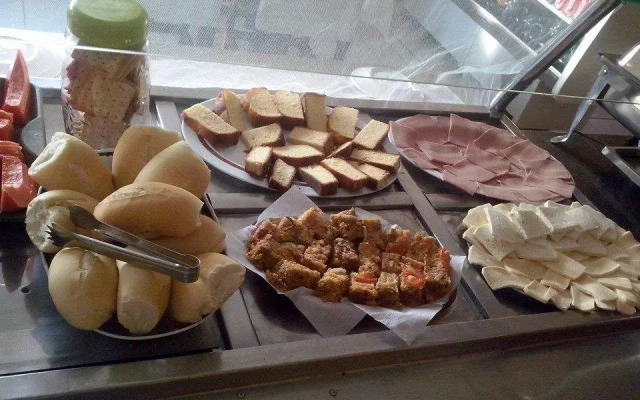Hotel Colinas Douradas