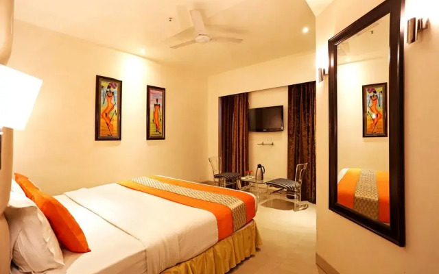 East Lite Hotel