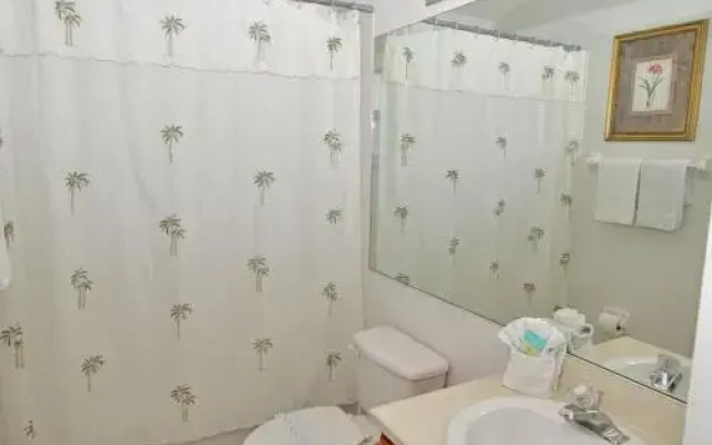 2683OL Jagu s Place 5 Br townhouse by RedAwning