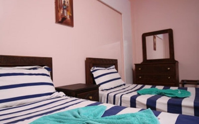 Family Surf Camp - Hostel