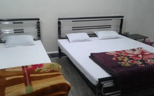 Hotel Rishi Kuti