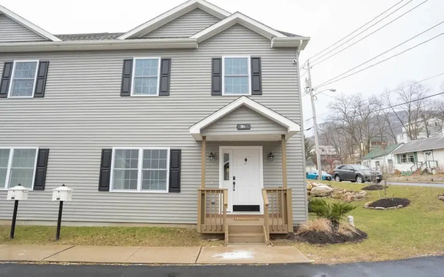 Beautiful Brand NEW 3 Bd Home Near West Point!