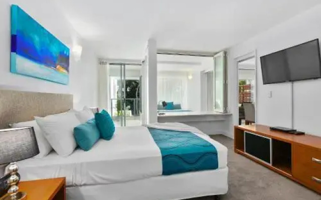 Palm Cove Beach Apartment