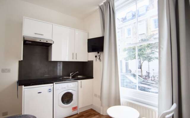 Veeve  Flat Ifield Road Kensington