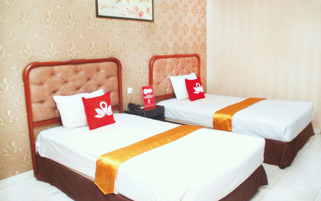 ZEN Rooms Sedati Juanda
