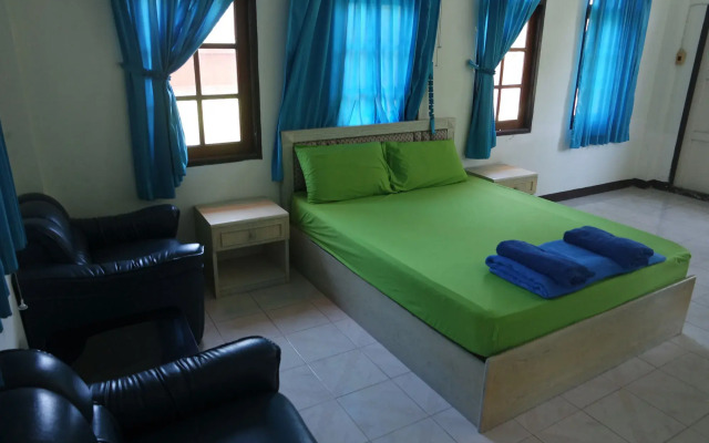 Valentine Home Koh Sichang