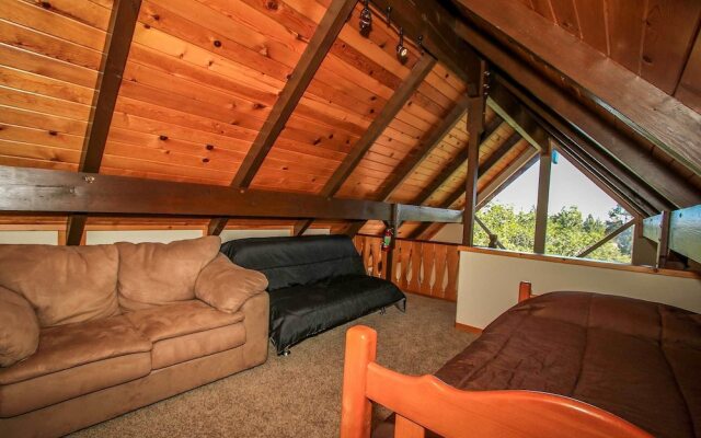 Kiki's Chalet 1548 by RedAwning