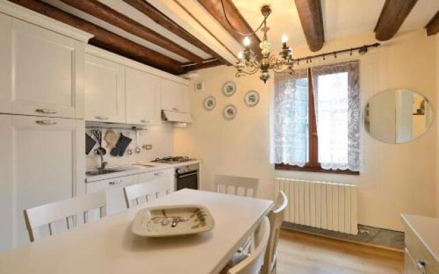 Juice Glam Apartments