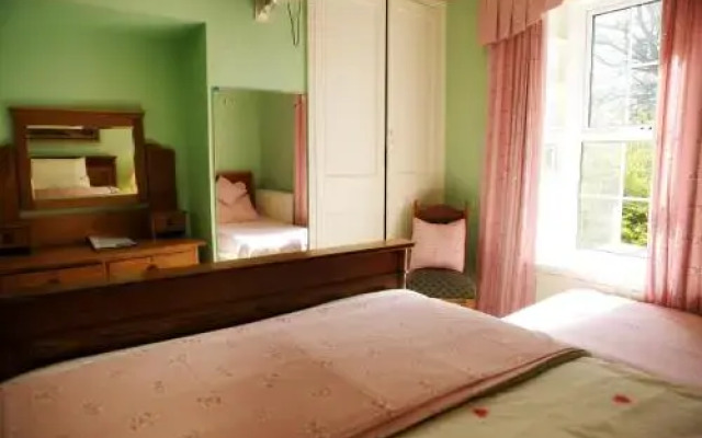 Westbrook House B & B