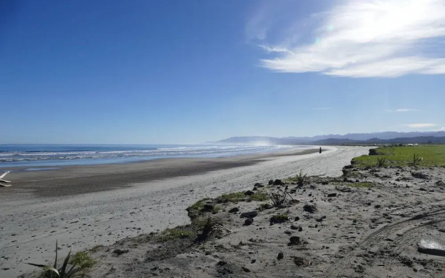 Little Wanganui Hotel