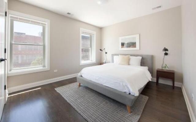 Deluxe Wicker Park Suites by Sonder