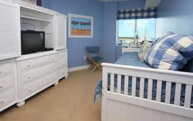 Laguna Keyes - 910 - 2 Br Condo