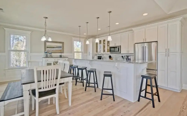 Seventy Unit 104 - 3 Br Home